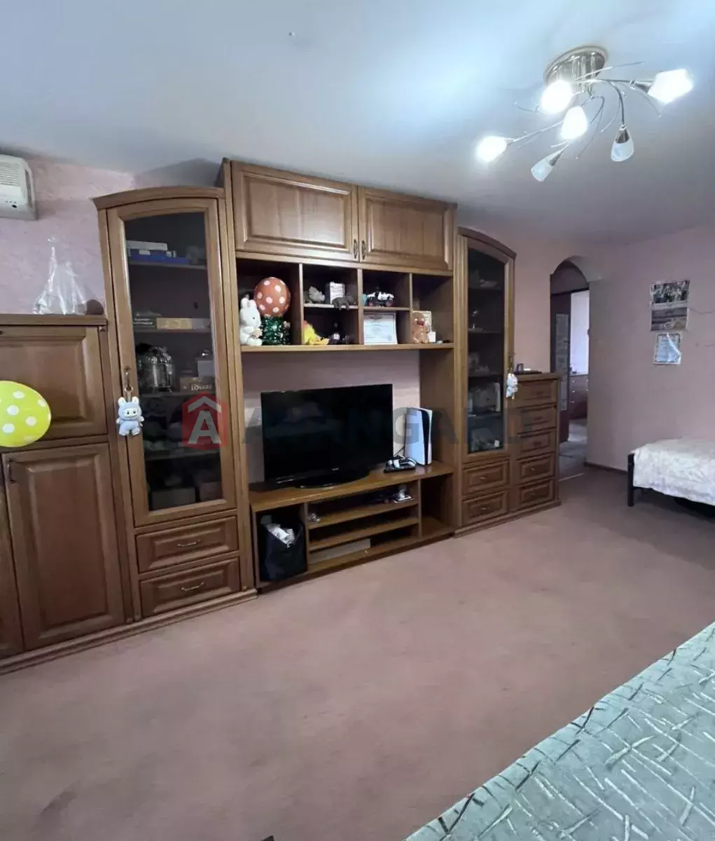 3 ��. ��������, 56/-/6 ��. �., 3/5 ������ ���� 1