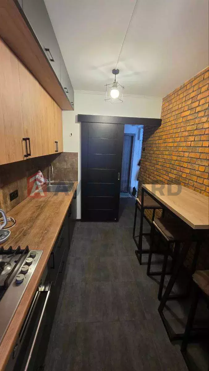 3 ��. ��������, 64/-/8 ��. �., 4/9 ������ ���� 13