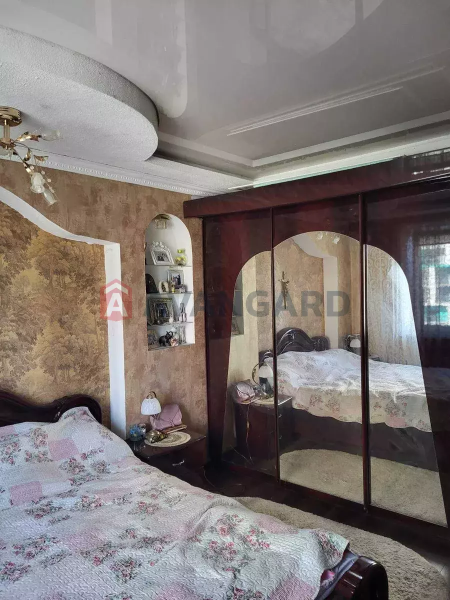 2 ��. ��������, 55/-/8 ��. �., 4/9 ������ ���� 3