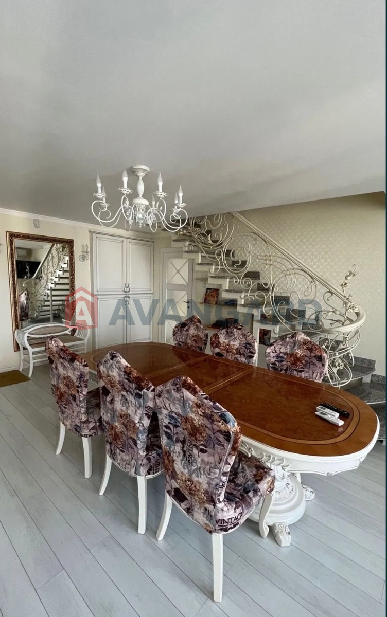 4 ��. ��������, 90/-/25 ��. �., 9/9 ������ ���� 1