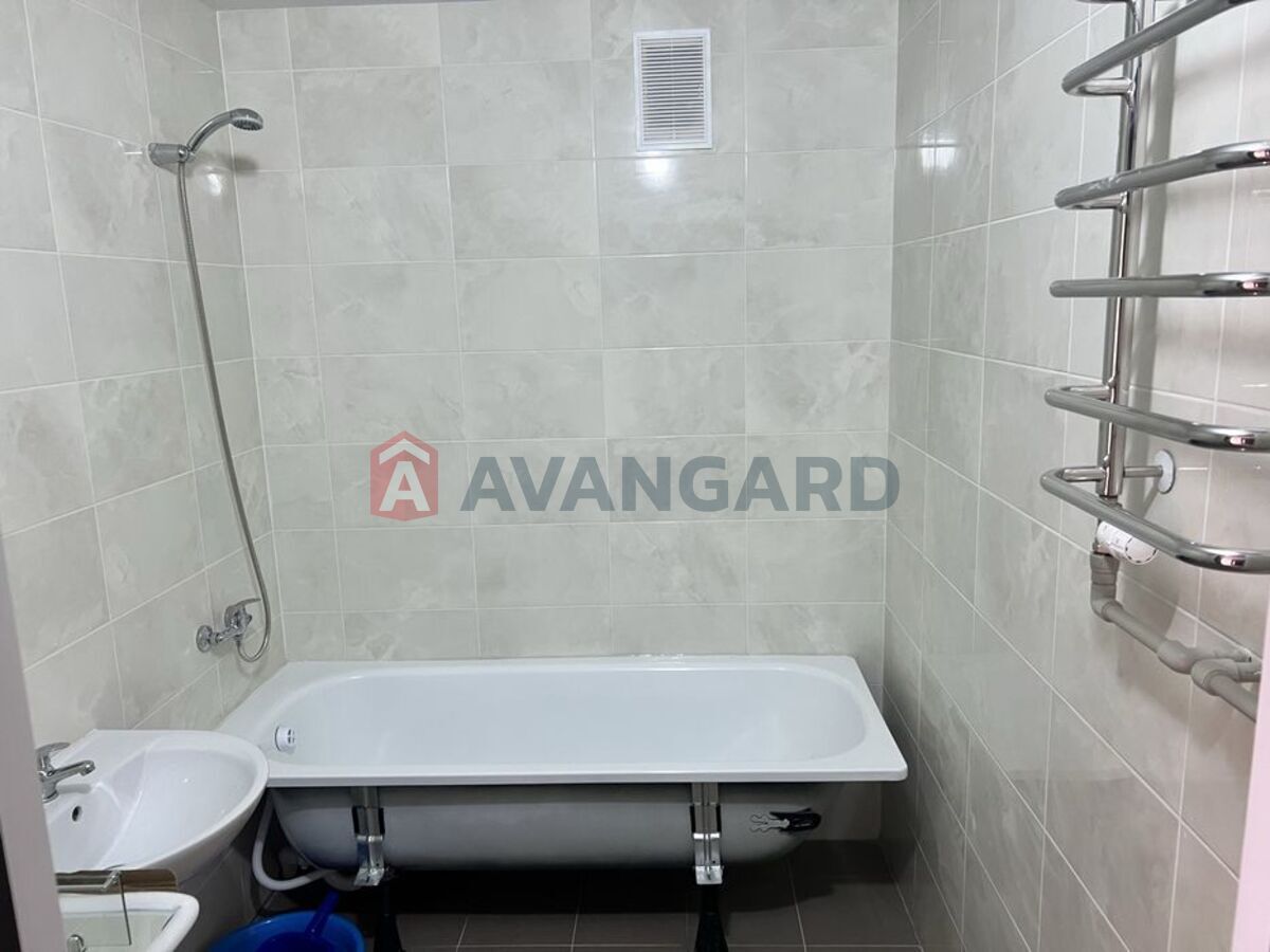 1 ����. ��������, 42/-/10 ��. �., 5/10 ���� ���� 7