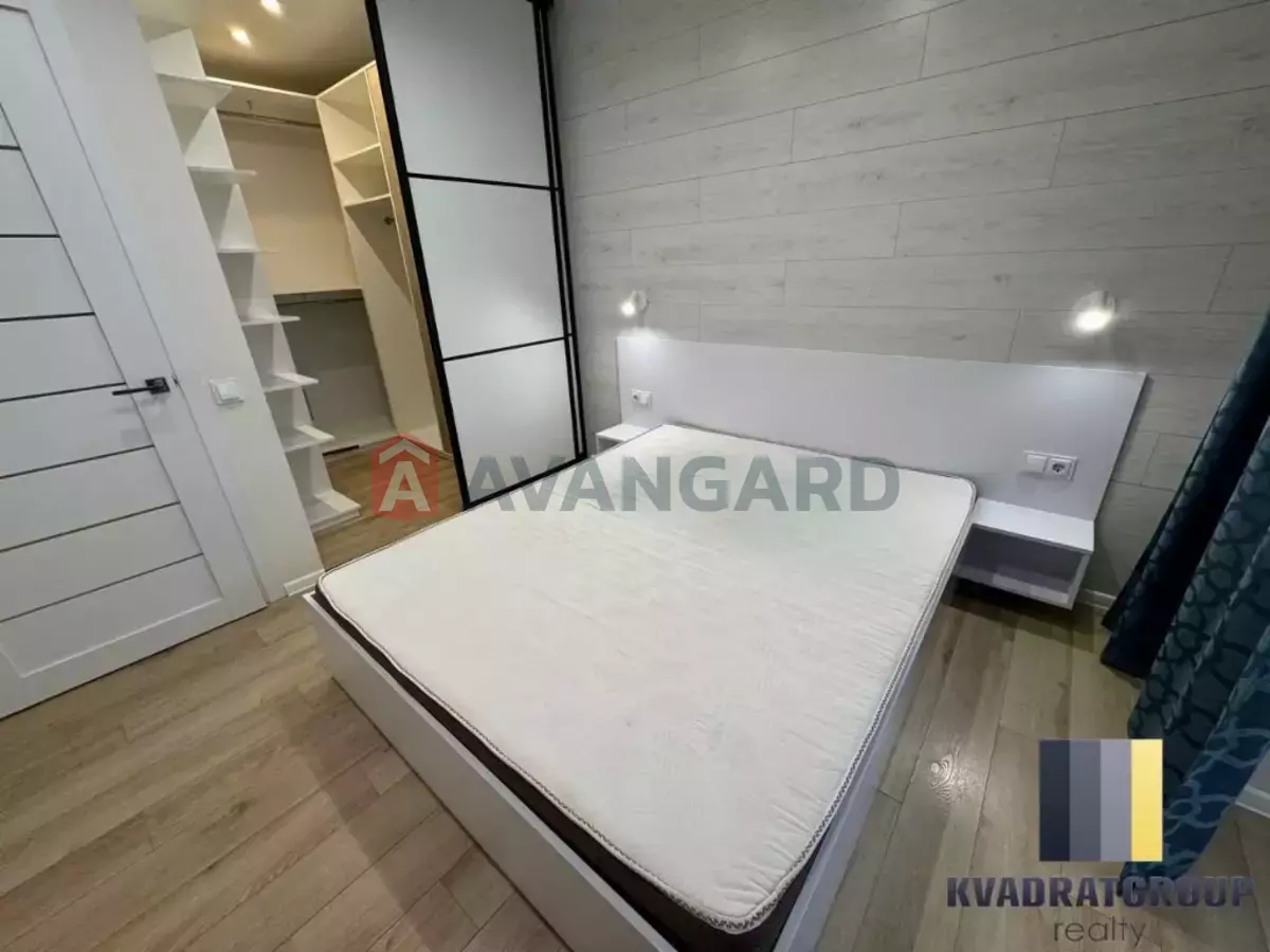 2 . , 47/-/8 . ., 2/12   3