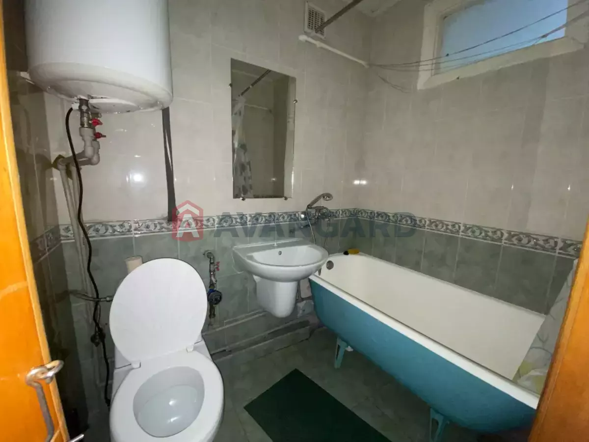 2 ����. ��������, 48/-/- ��. �., 1/5 ���� ���� 4