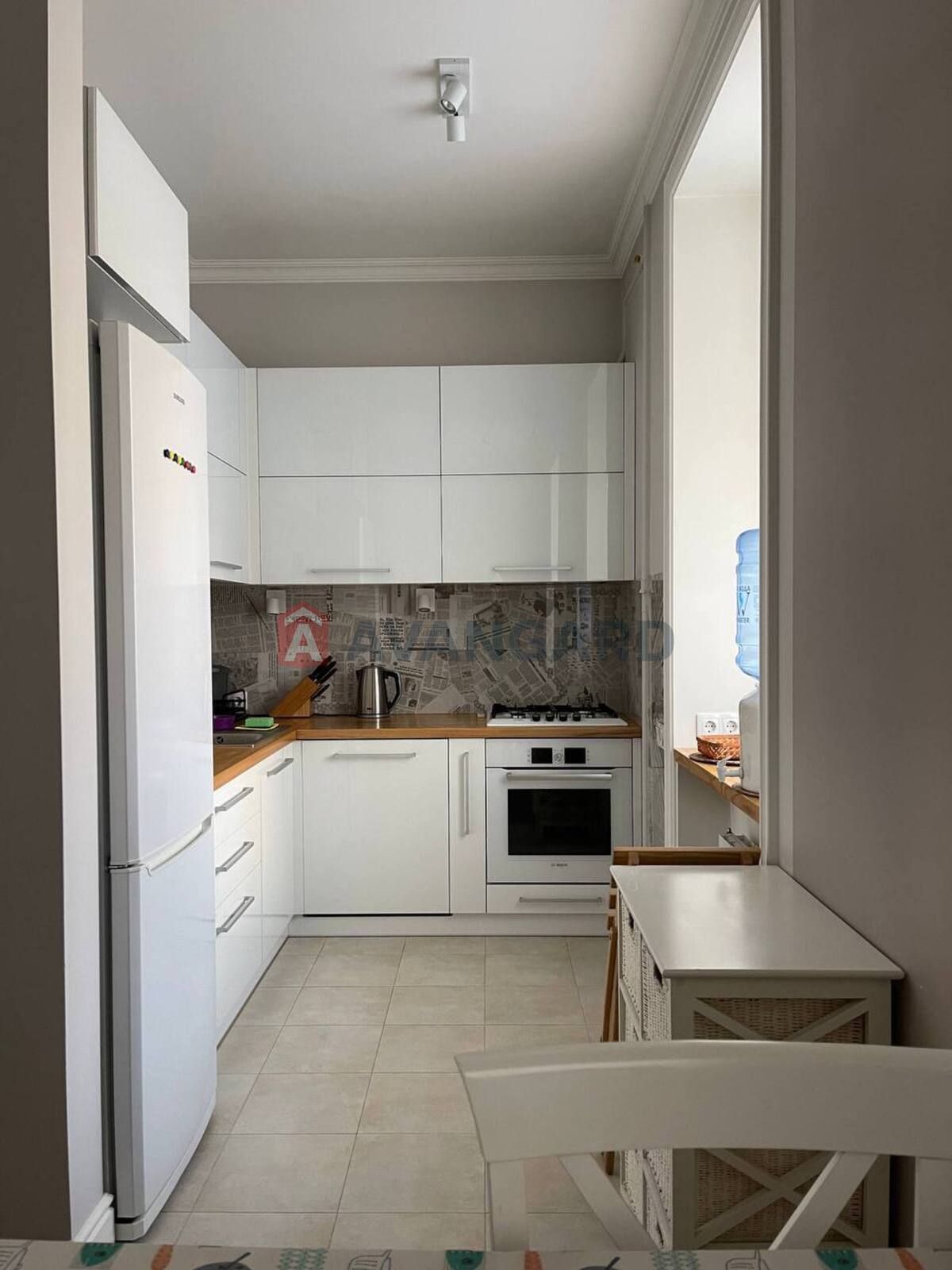 3 ����. ��������, 79.45/50.98/28.9 ��. �., 3/5 ���� ���� 8