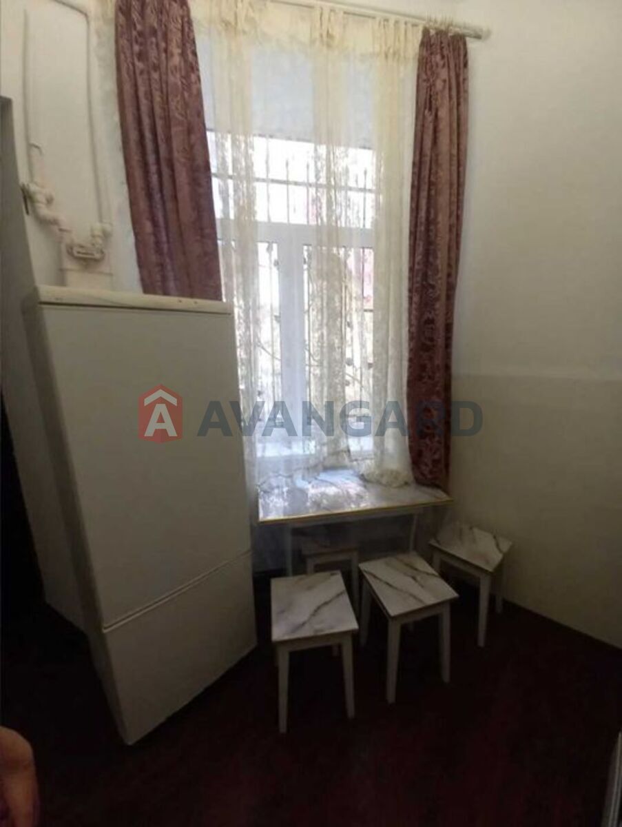 1 ����. ��������, 38/-/7 ��. �., 1/3 ���� ���� 3