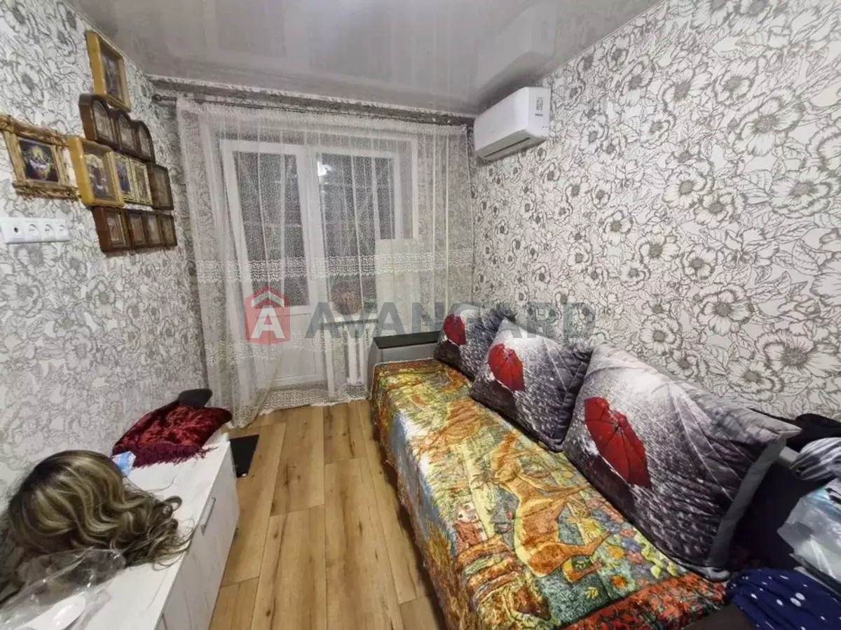 2 ����. ��������, 50/-/8 ��. �., 2/9 ���� ���� 4