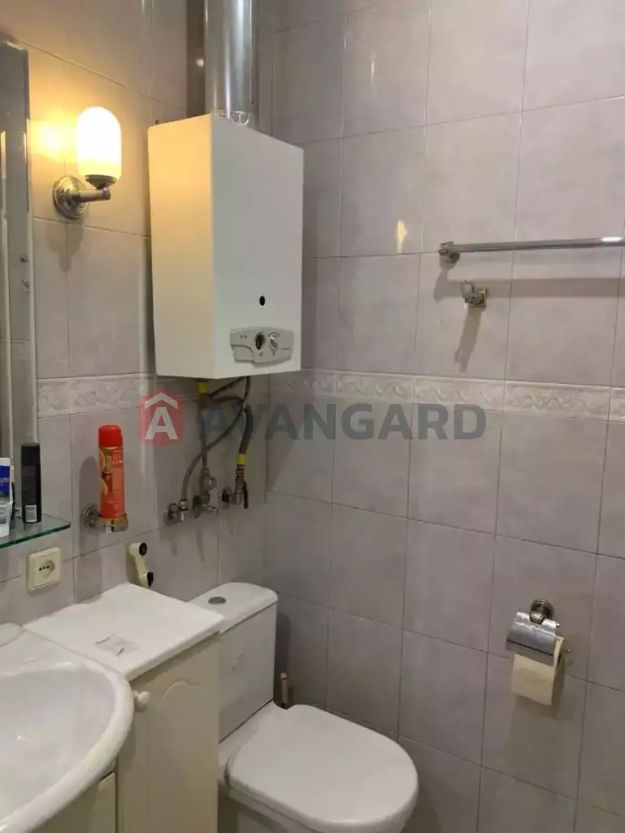 3 ��. ��������, 82/-/- ��. �., 5/5 ������ ���� 7