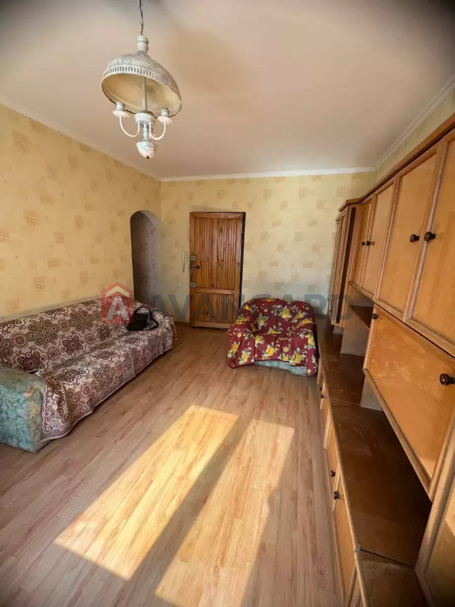 2 ��. ��������, 60/50/9 ��. �., 8/16 ������ ���� 4