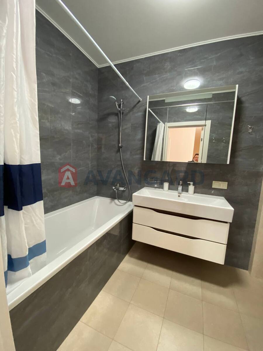 4 ��. ��������, 150/110/25 ��. �., 18/19 ������ ���� 4