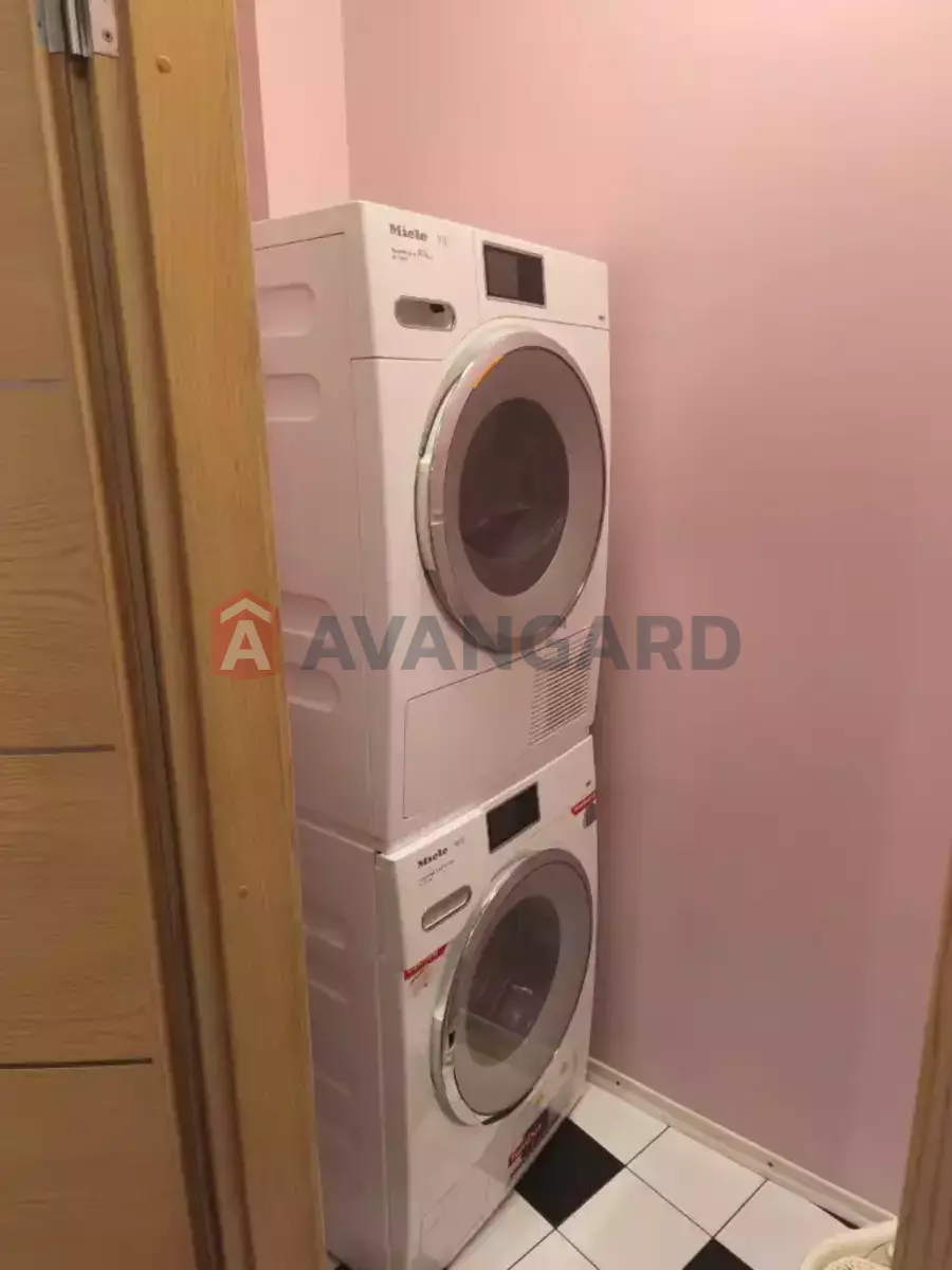 4 ��. ��������, 240/140/25 ��. �., 6/13 ������ ���� 23