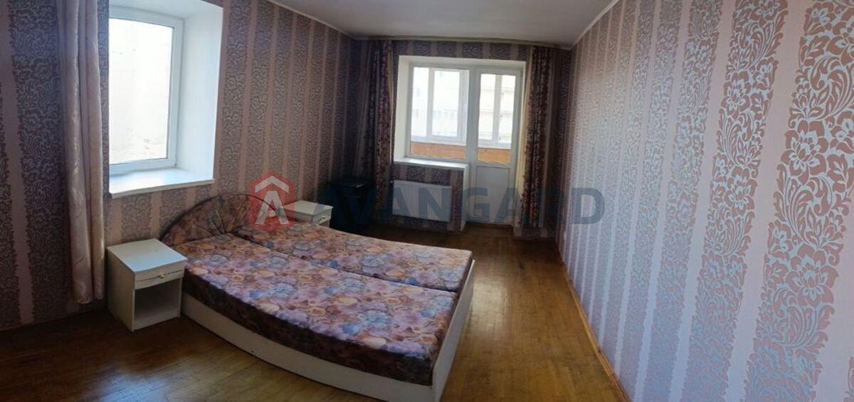 2 ����. ��������, 65/-/18 ��. �., 3/11 ���� ���� 8