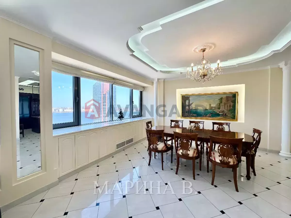 4 ��. ��������, 189/-/35 ��. �., 9/24 ������ ���� 10