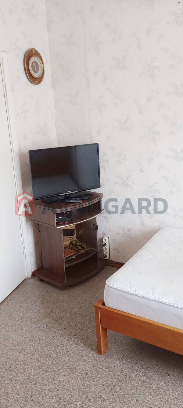 2 ��. ��������, 52/-/9 ��. �., 11/14 ������ ���� 6