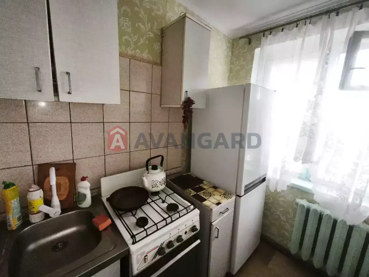 2 ��. ��������, 46/32/6 ��. �., 5/5 ������ ���� 1