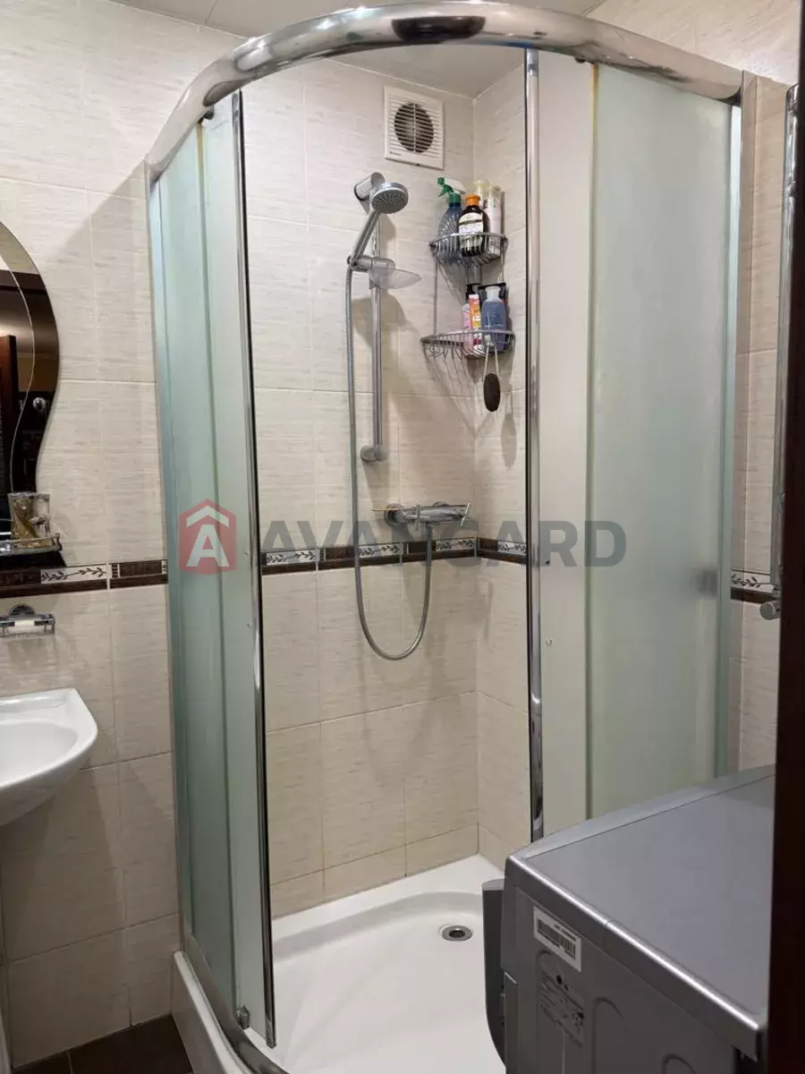 2 ����. ��������, 50/-/10 ��. �., 9/9 ���� ���� 7