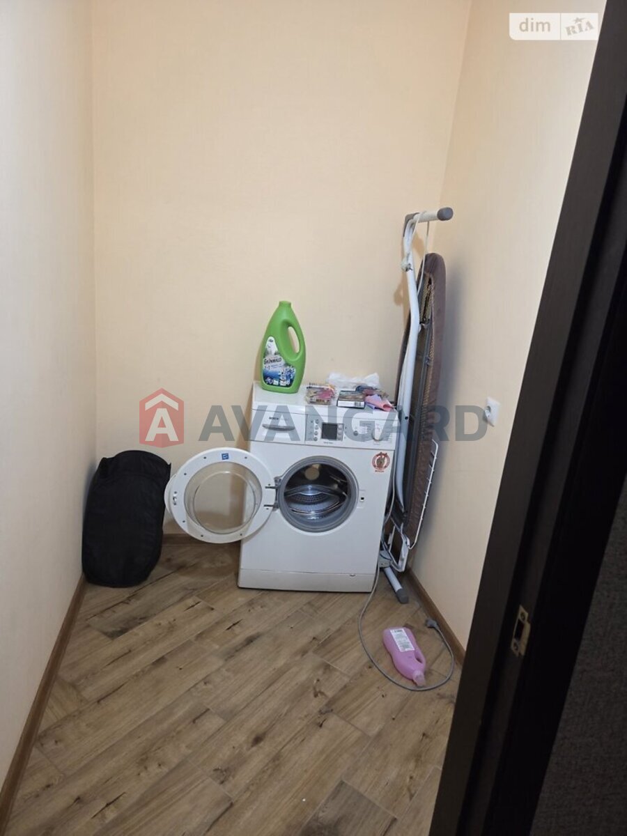 2 ����. ��������, 70/-/- ��. �., 1/6 ���� ���� 11