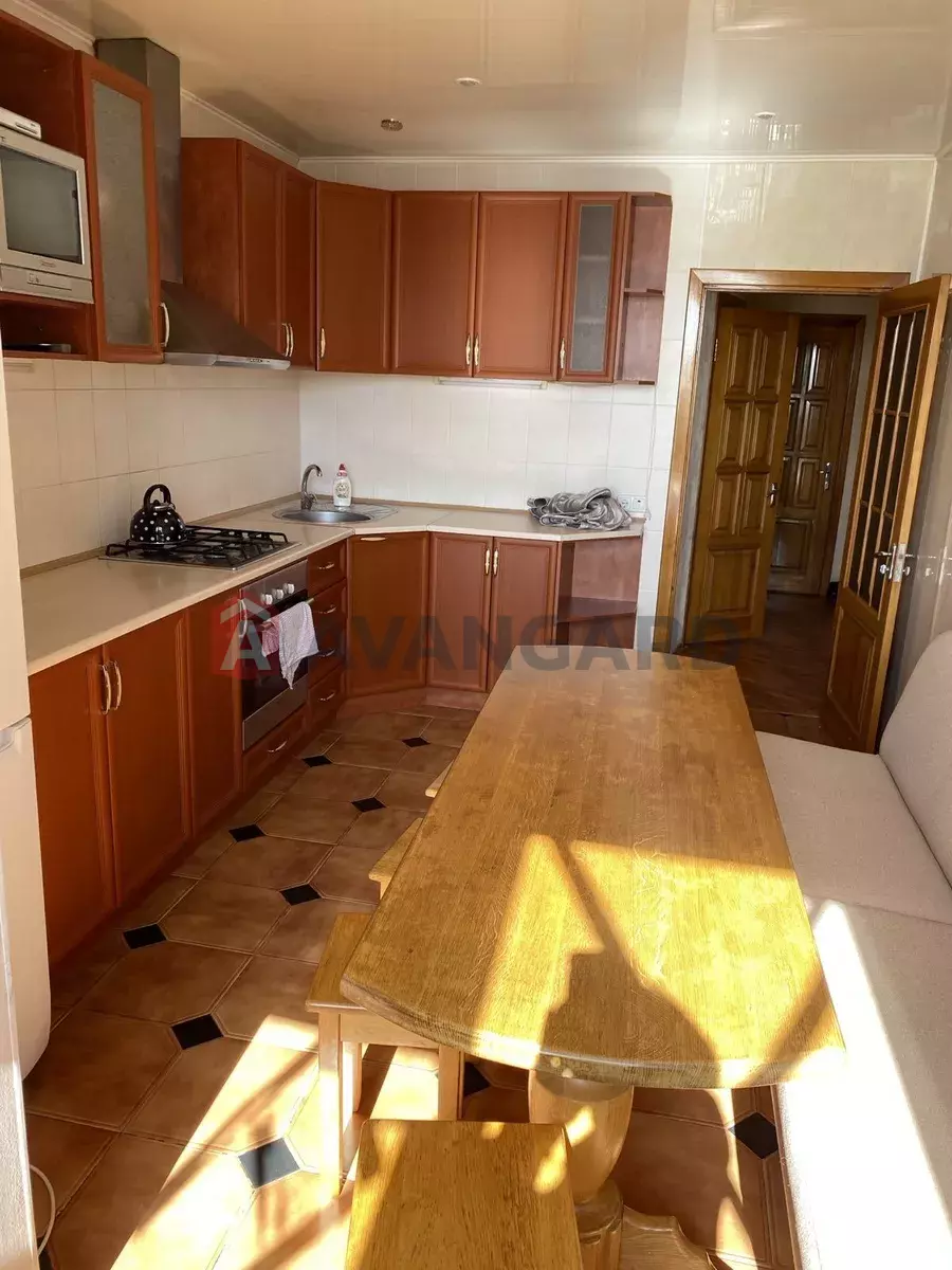 2 ��. ��������, 76/-/14 ��. �., 8/12 ������ ���� 1