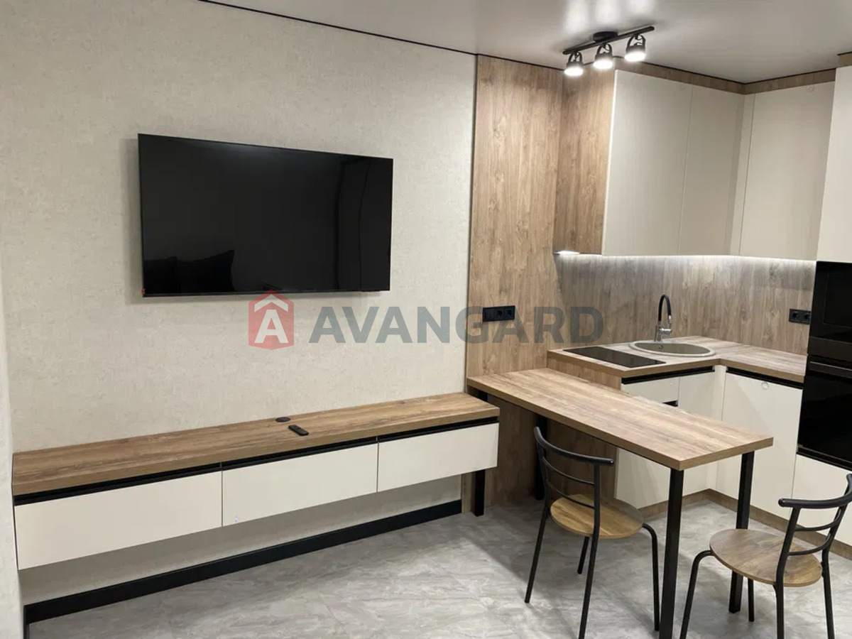 1 ��. ��������, 38/-/5 ��. �., 25/26 ������ ���� 9