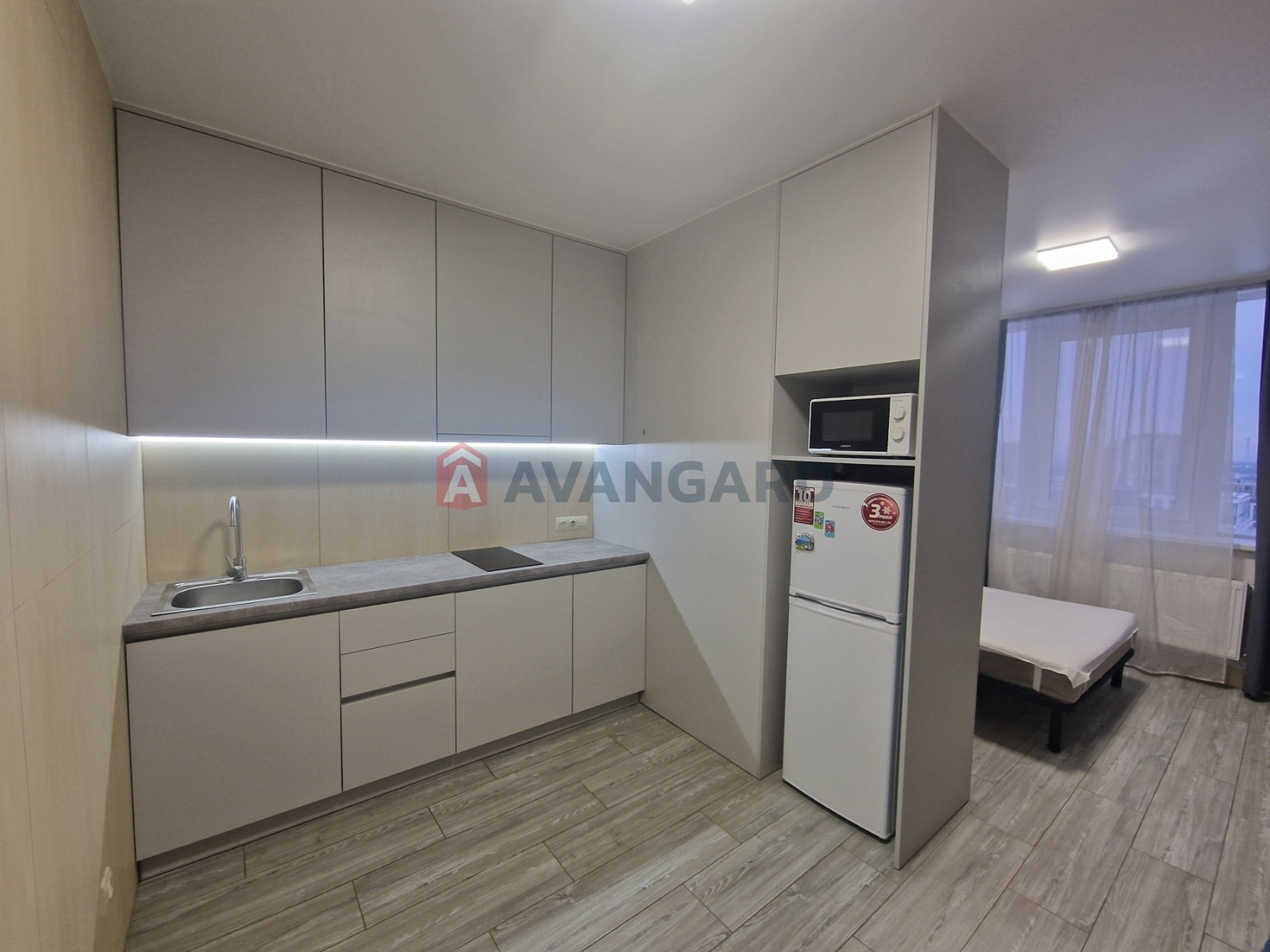 1 ��. ��������, 30/-/- ��. �., 13/20 ������ ���� 2