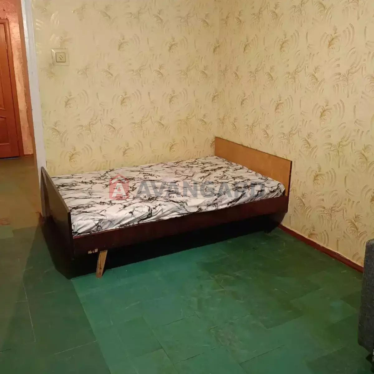 1 ��. ��������, 29/-/- ��. �., 7/9 ������ ���� 3