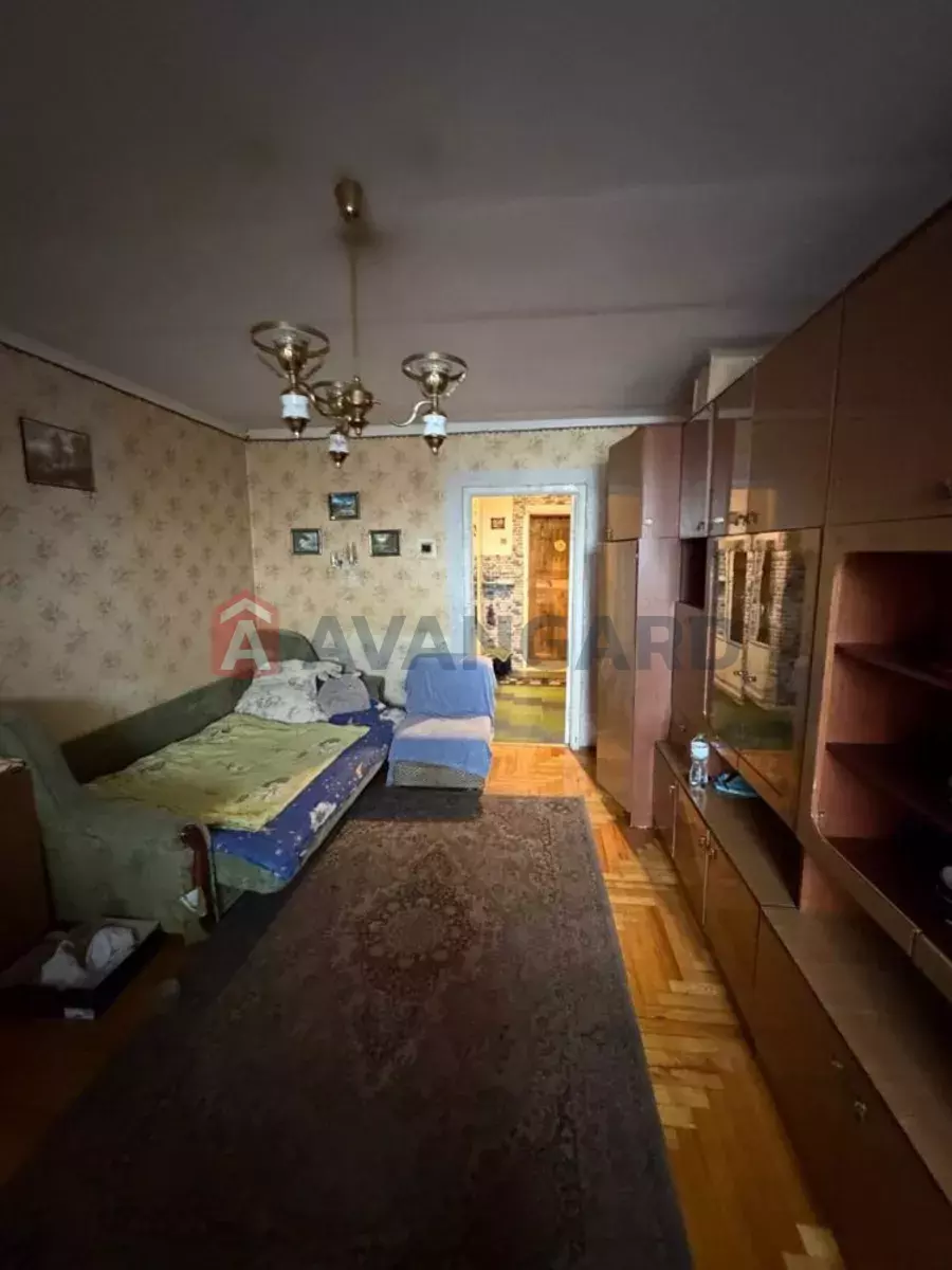 3 ����. ��������, 70/-/15 ��. �., 14/16 ���� ���� 1