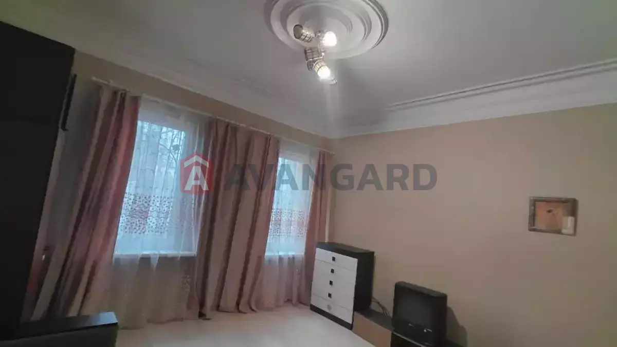 2 ����. ��������, 56/-/8 ��. �., 1/1 ���� ���� 5