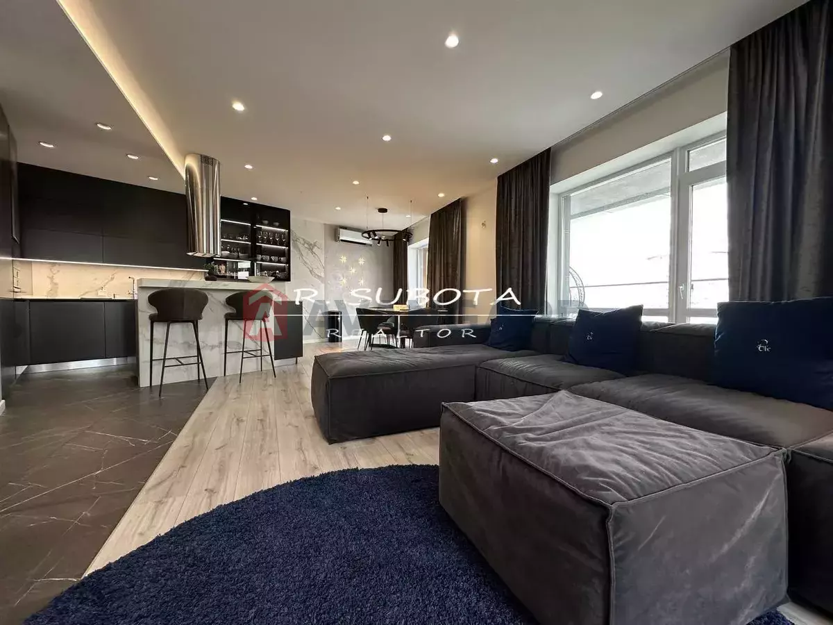 4 ��. ��������, 140/-/- ��. �., 19/24 ������ ���� 3