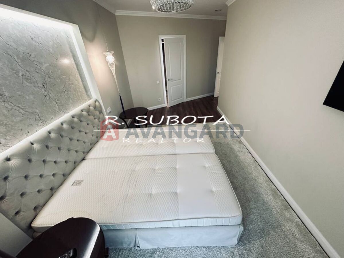 3 ��. ��������, 94/-/- ��. �., 8/22 ������ ���� 2