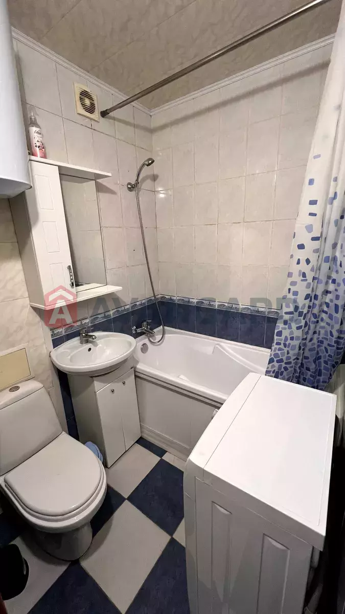 1 ��. ��������, 33/-/7 ��. �., 3/5 ������ ���� 17