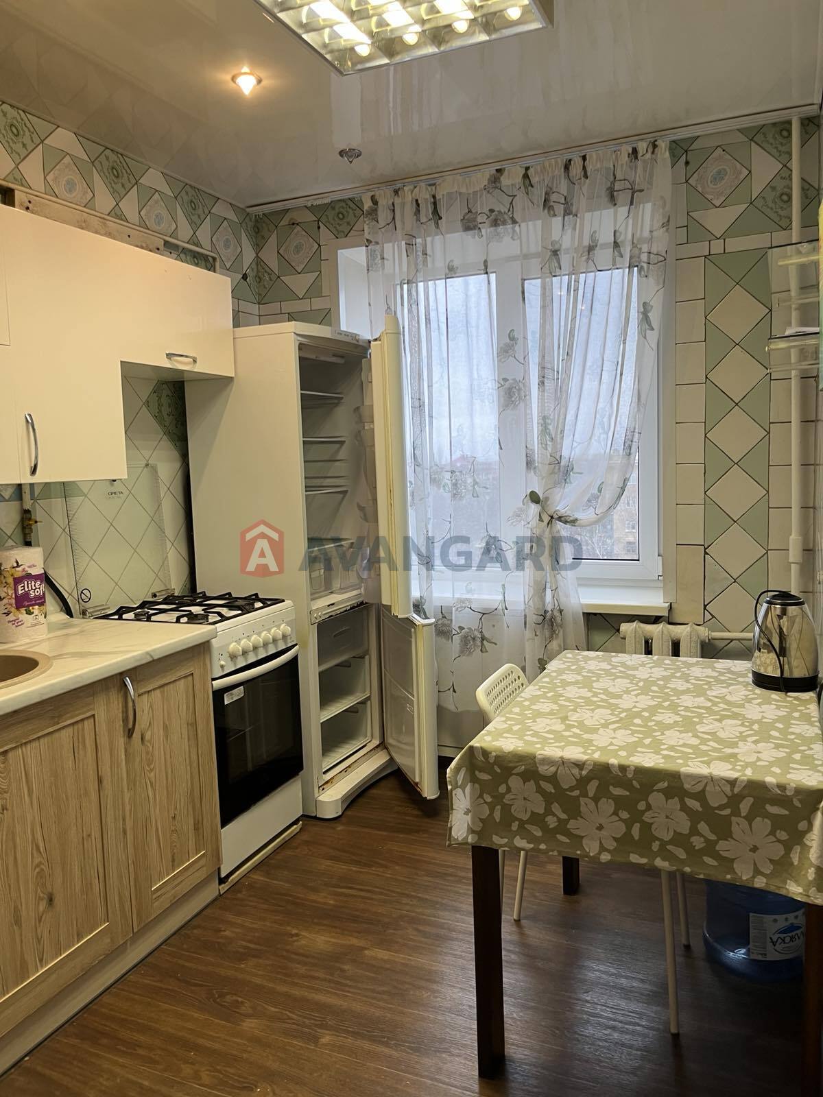 2 . , 51.6/34.9/7 . ., 8/9   10