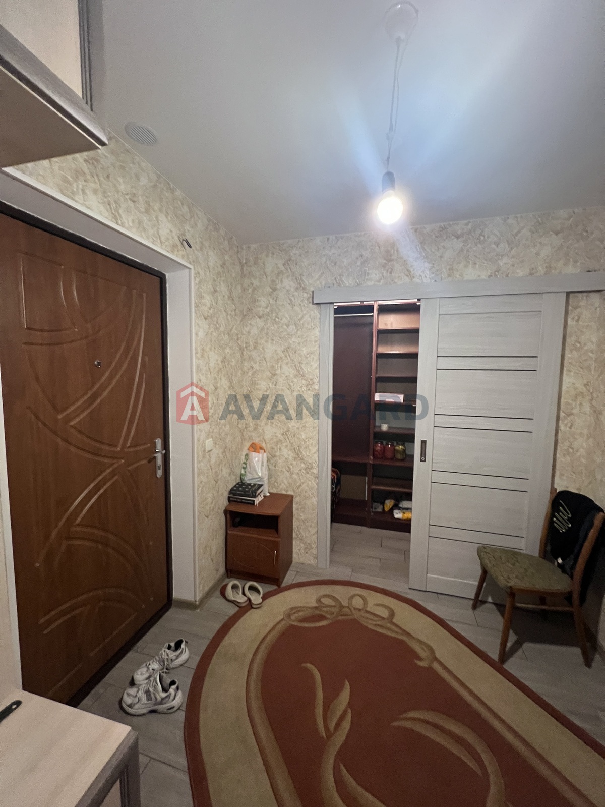 1 ��. ��������, 43/-/12 ��. �., 18/25 ������ ���� 10