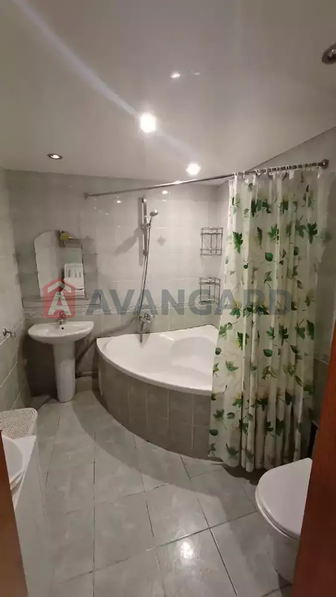 3 . , 73/52/9 . ., 5/9   8