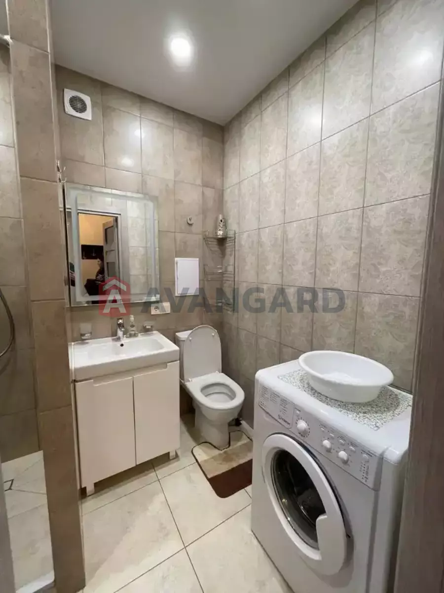 2 ��. ��������, 44/30/13 ��. �., 5/12 ������ ���� 7