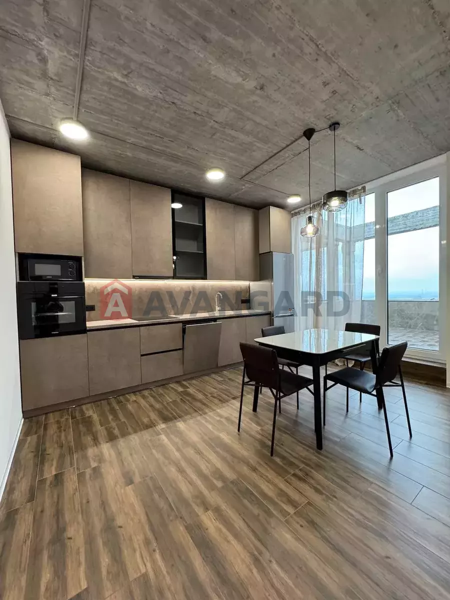 3 . , 100/-/- . ., 14/14   3