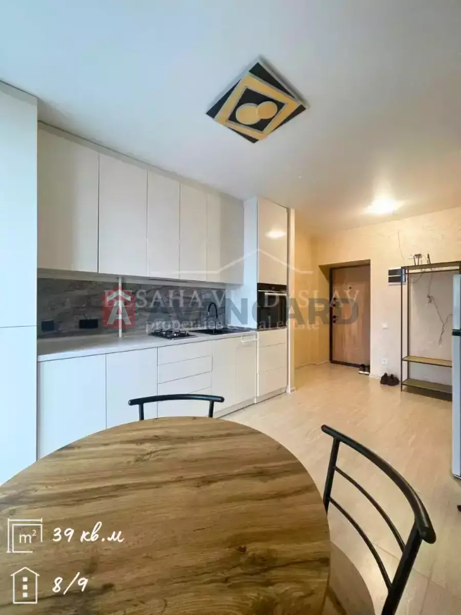 1 . , 39/-/- . ., 8/9   2