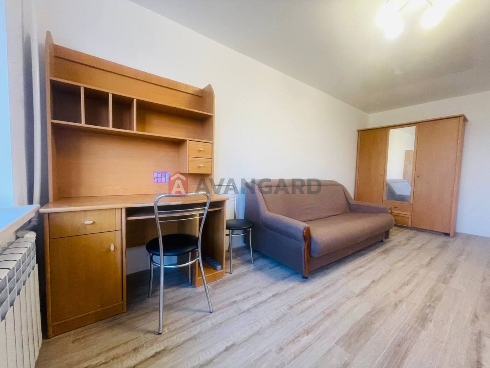 1 ��. ��������, 36/-/10 ��. �., 8/12 ������ ���� 6