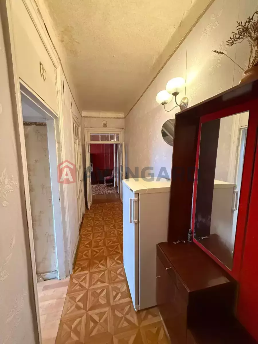 2 ����. ��������, 60/-/- ��. �., 4/4 ���� ���� 8