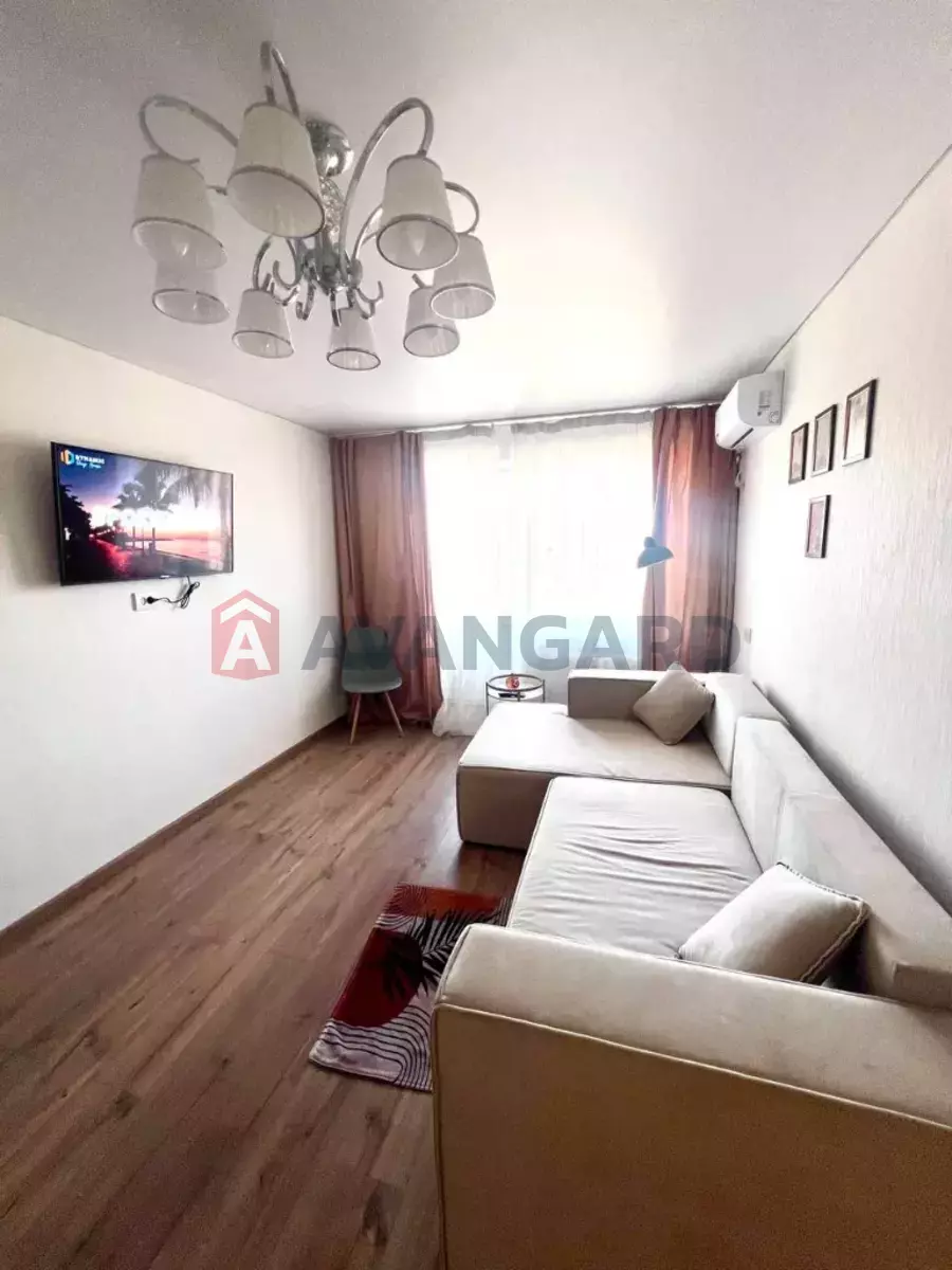 1 ����. ��������, 37/-/- ��. �., 3/5 ���� ���� 2