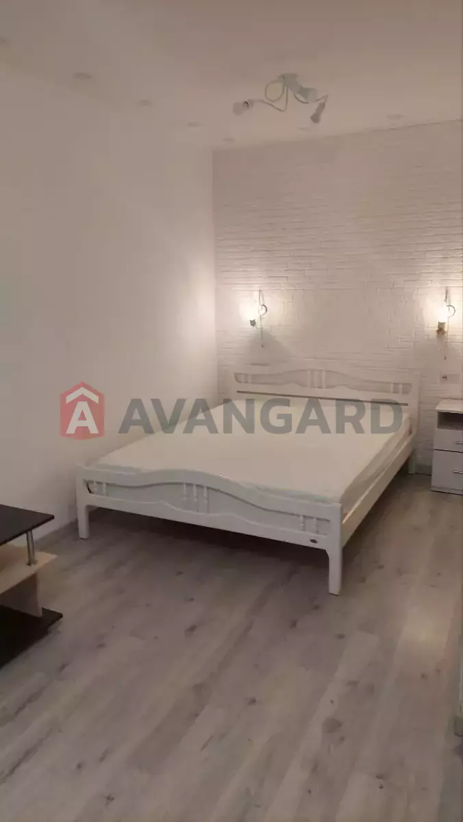 1 ����. ��������, 47/21/16 ��. �., 2/12 ���� ���� 9