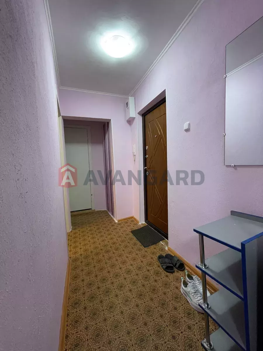 2 ����. ��������, 47/-/8 ��. �., 1/9 ���� ���� 4