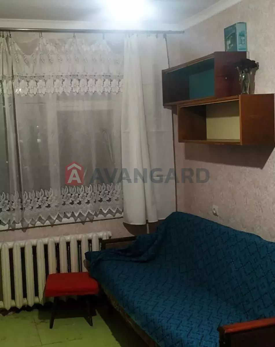 2 . , 48/-/8 . ., 8/9   5