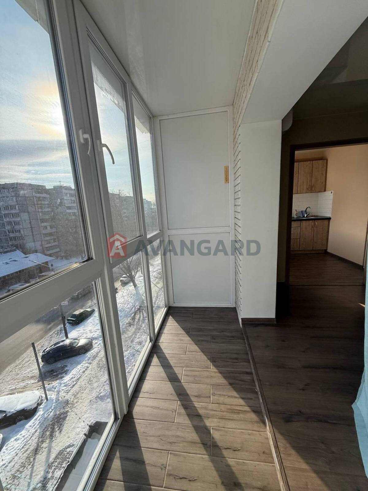 1 ����. ��������, 40/20/7 ��. �., 5/9 ���� ���� 7