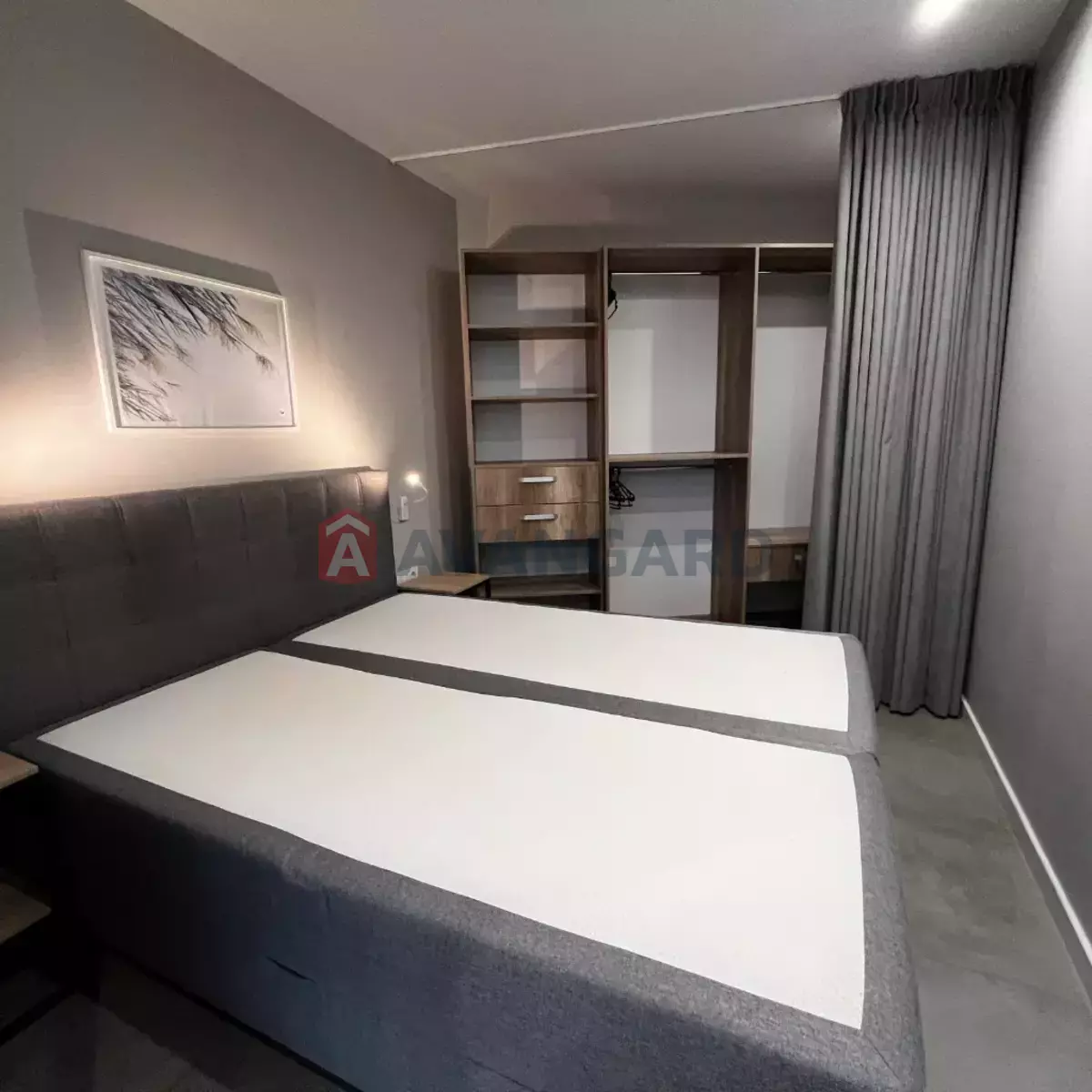 1 . , 44/-/- . ., 4/23   11