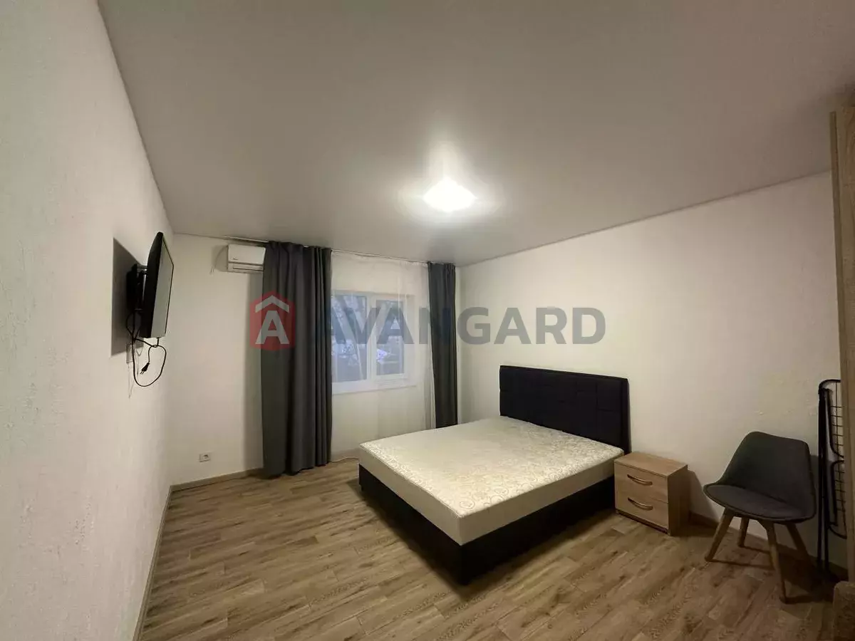 1 ��. ��������, 30/-/6 ��. �., 2/3 ������ ���� 6