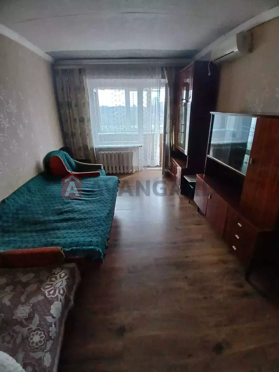 1 ����. ��������, 33/18/6 ��. �., 5/5 ���� ���� 6