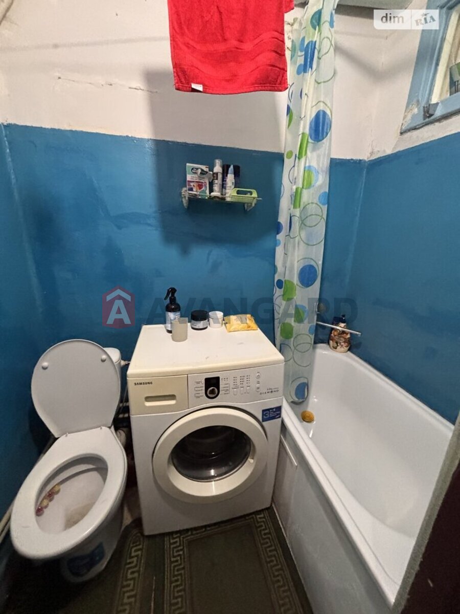 1 ��. ��������, 22/-/5 ��. �., 5/5 ������ ���� 4