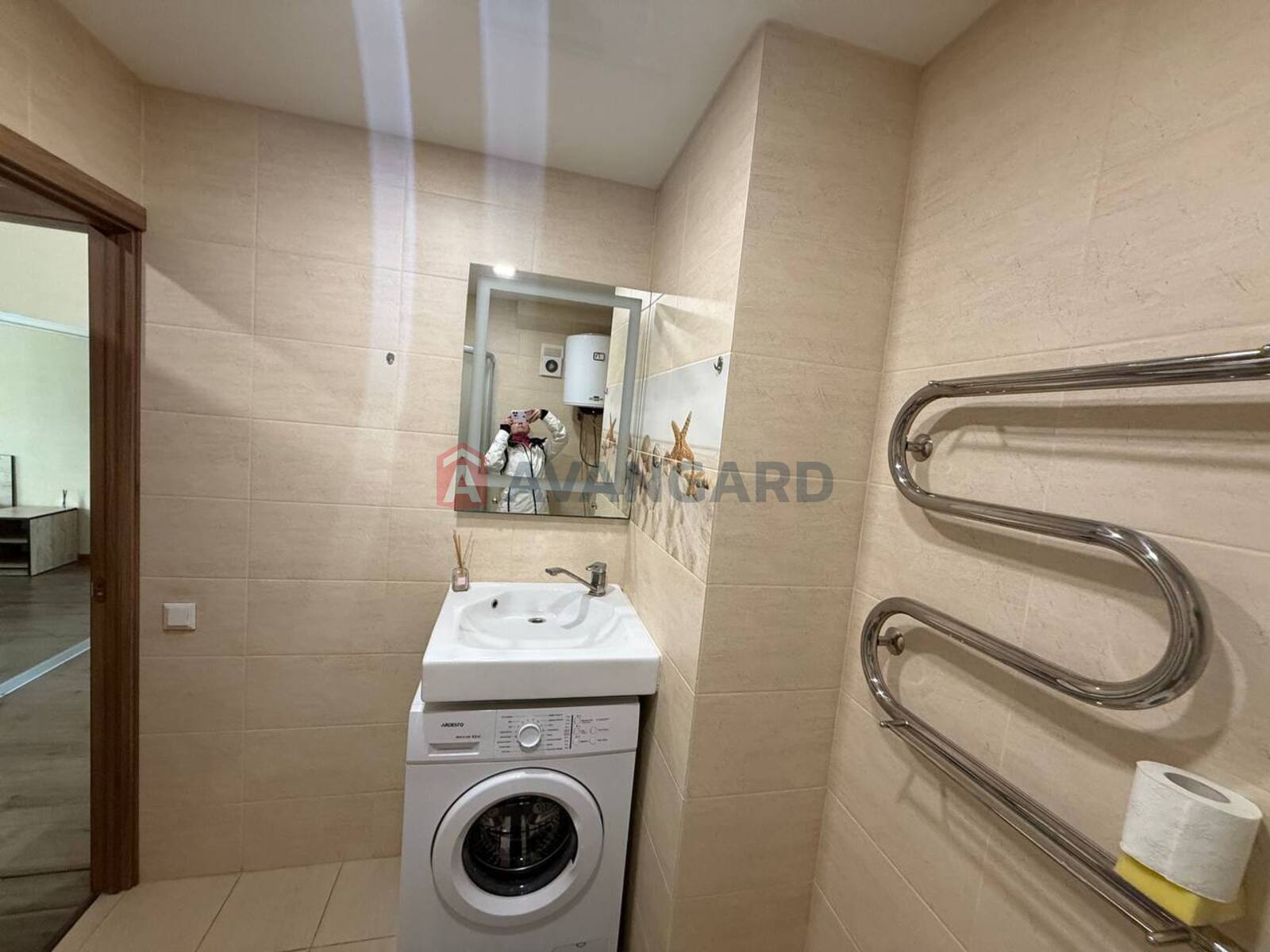 1 ����. ��������, 40/20/7 ��. �., 5/9 ���� ���� 2