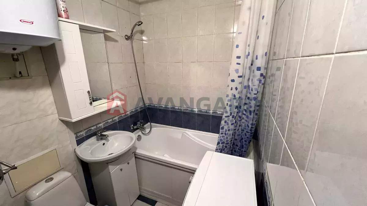 1 ��. ��������, 33/-/7 ��. �., 3/5 ������ ���� 3