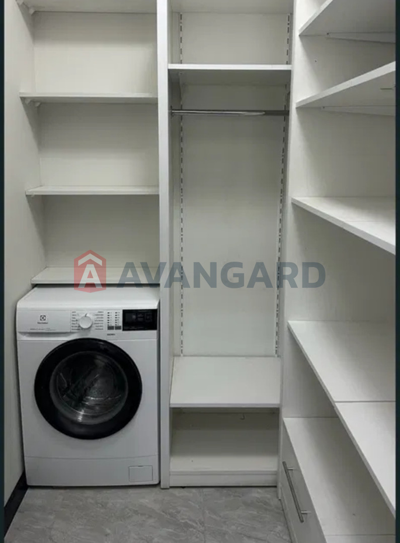 1 ��. ��������, 32/-/10 ��. �., 1/5 ������ ���� 7