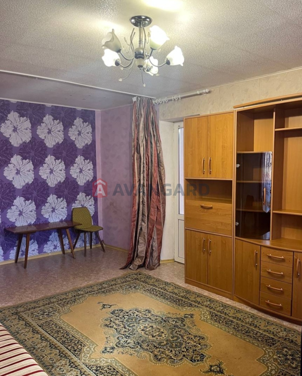 1 ��. ��������, 39/18/8 ��. �., 4/9 ������ ���� 3